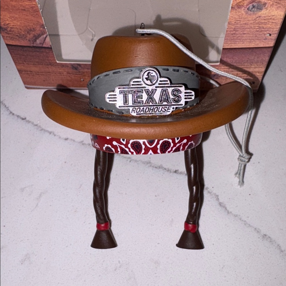 Texas Roadhouse Willie Nelson Cowboy Hat Ornament